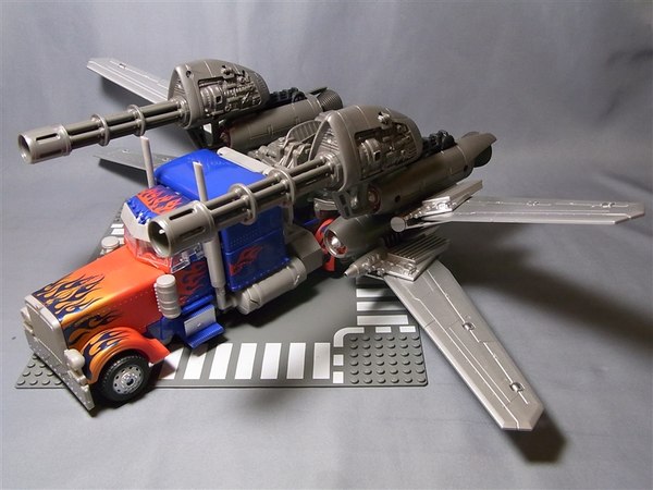 Transformers Dark Of The Moon Da15 Jetwing Optimus Prime  (13 of 54)